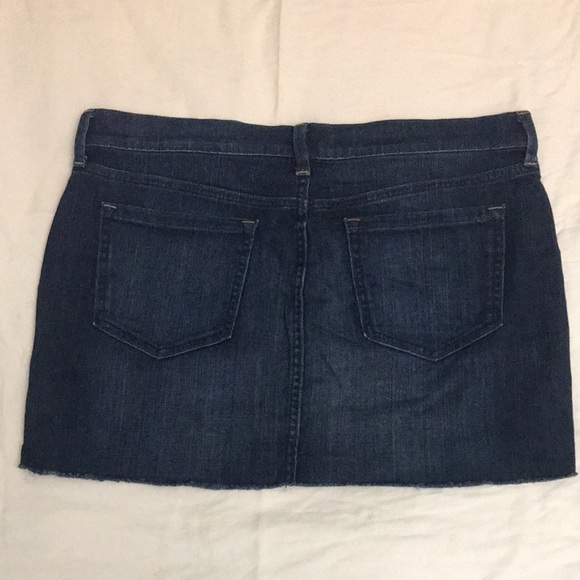Women Straight Mini Jean Skirt. - Picture 2 of 5